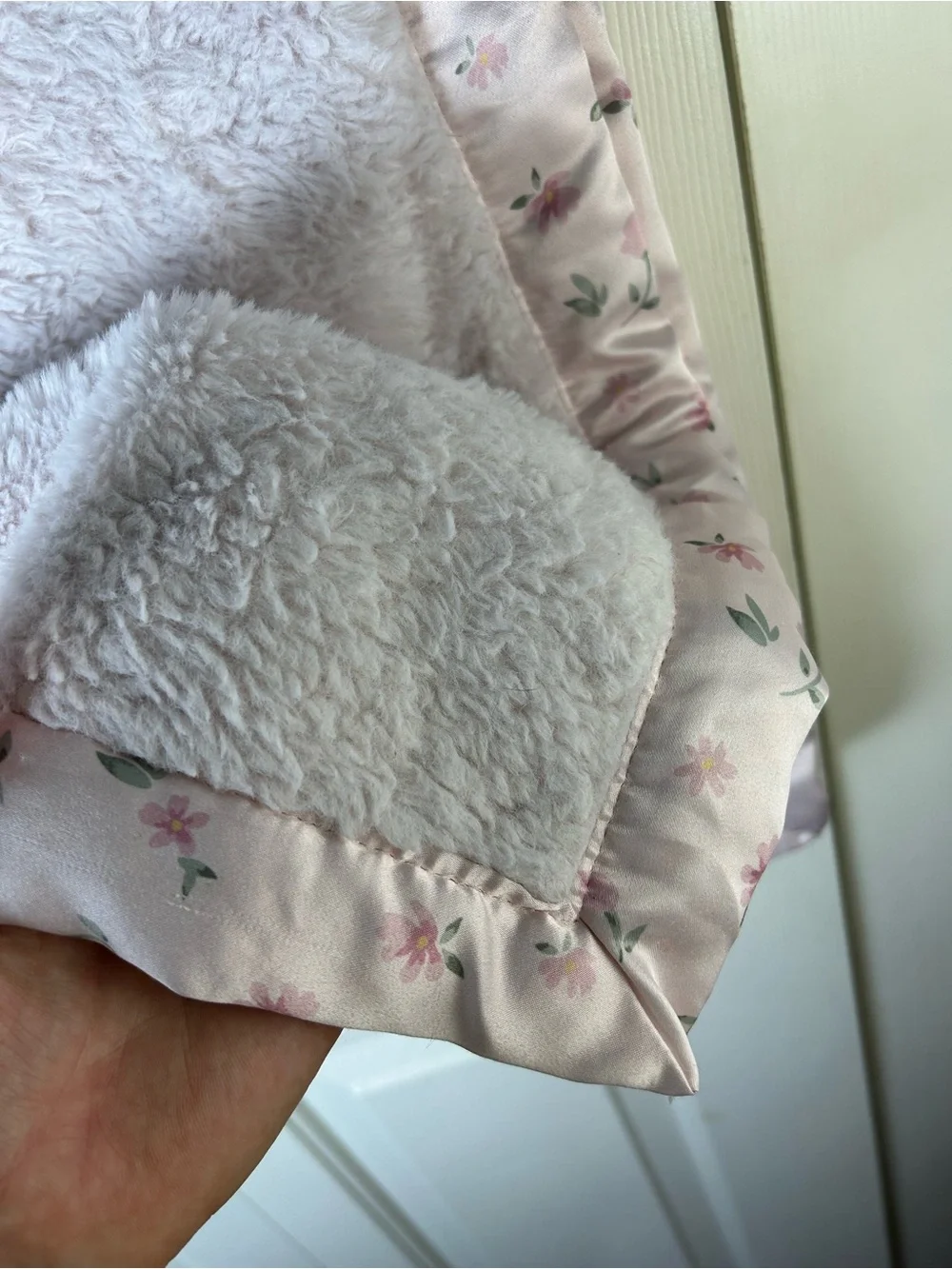Modern Moments by Gerber Pink Floral Baby Blanket Satin Silky Edge Trim Flower